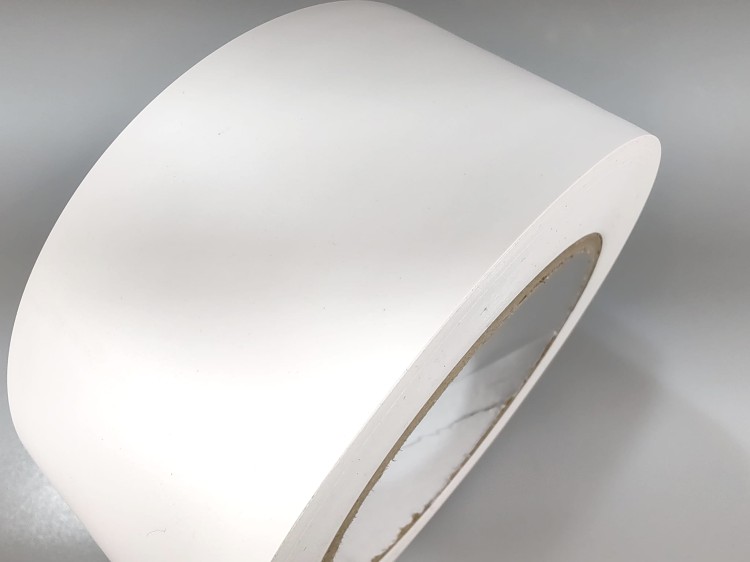 Taśma oznaczeniowa do wyznacznia linii HANSA TAPES DL33 biała 50mm close.jpg