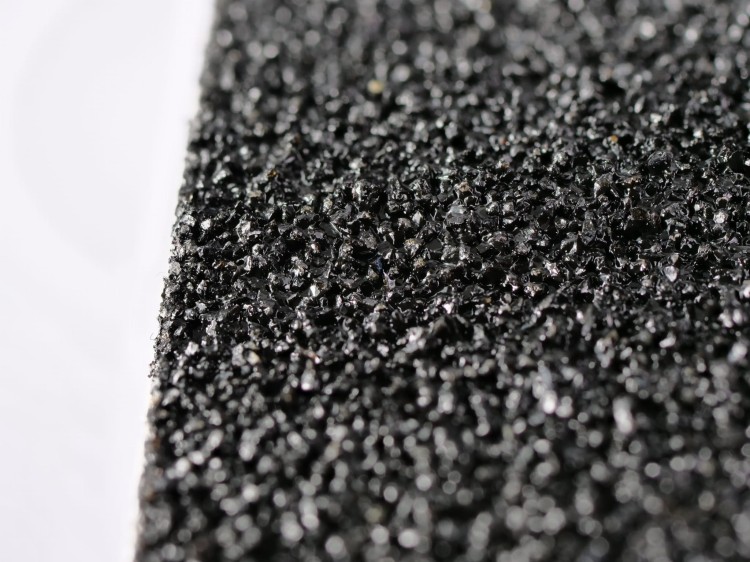 SG-BLK-50-roll macro close  b L30.jpg