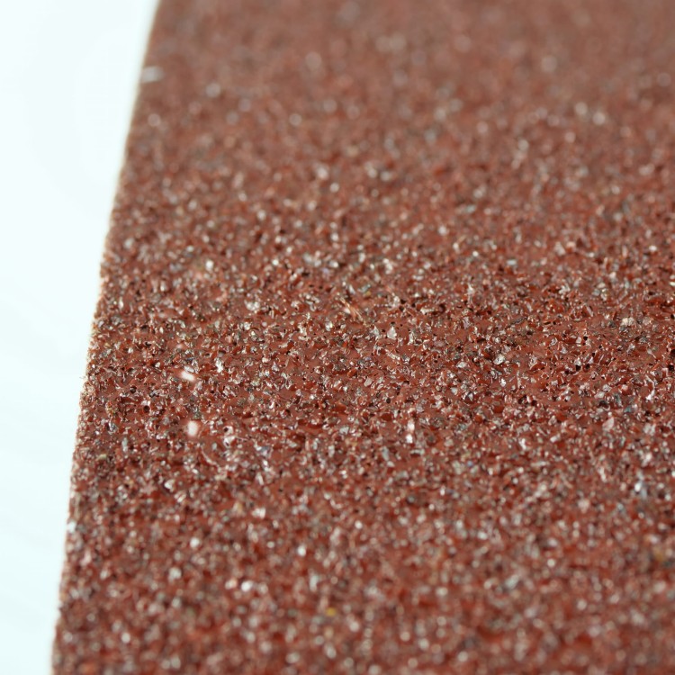 taśma antyposlizgowa brązowa z ziarnem, na schody, zbliżenie, HANSA TAPES.jpg