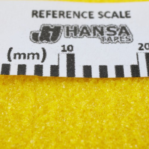 Taśma antypoślizgowa żółta 50mm, ,macro, w powiększeniu, Hansa Tapes, Standard Grip, na schody, przeciwpoślizgowa.jpg